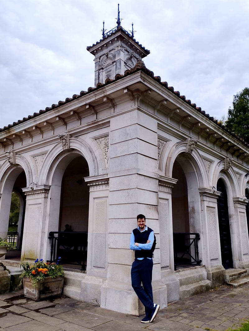 Antonello Mirone (Art Historian), at the Italian Gardens. Hyde Park, London, 2023.